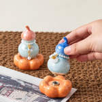 Teetier in Kürbisform mit Kristallglasur