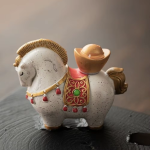 Teetier Pferd aus Kunstharz mit Farbwechsel