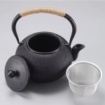 Tetsubin-Teekanne aus unbeschichtetem Gusseisen