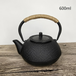 Tetsubin-Teekanne aus unbeschichtetem Gusseisen — 600 ml Noppenrelief