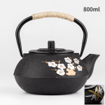 Tetsubin-Teekanne aus unbeschichtetem Gusseisen — 800 ml Winterblüte