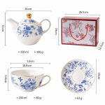 Vintage-Teeservice aus feinem Porzellan mit Blumenmotiv — Blau