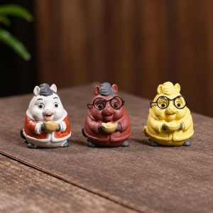 Yixing-Teetier Schwein aus Yixing-Ton